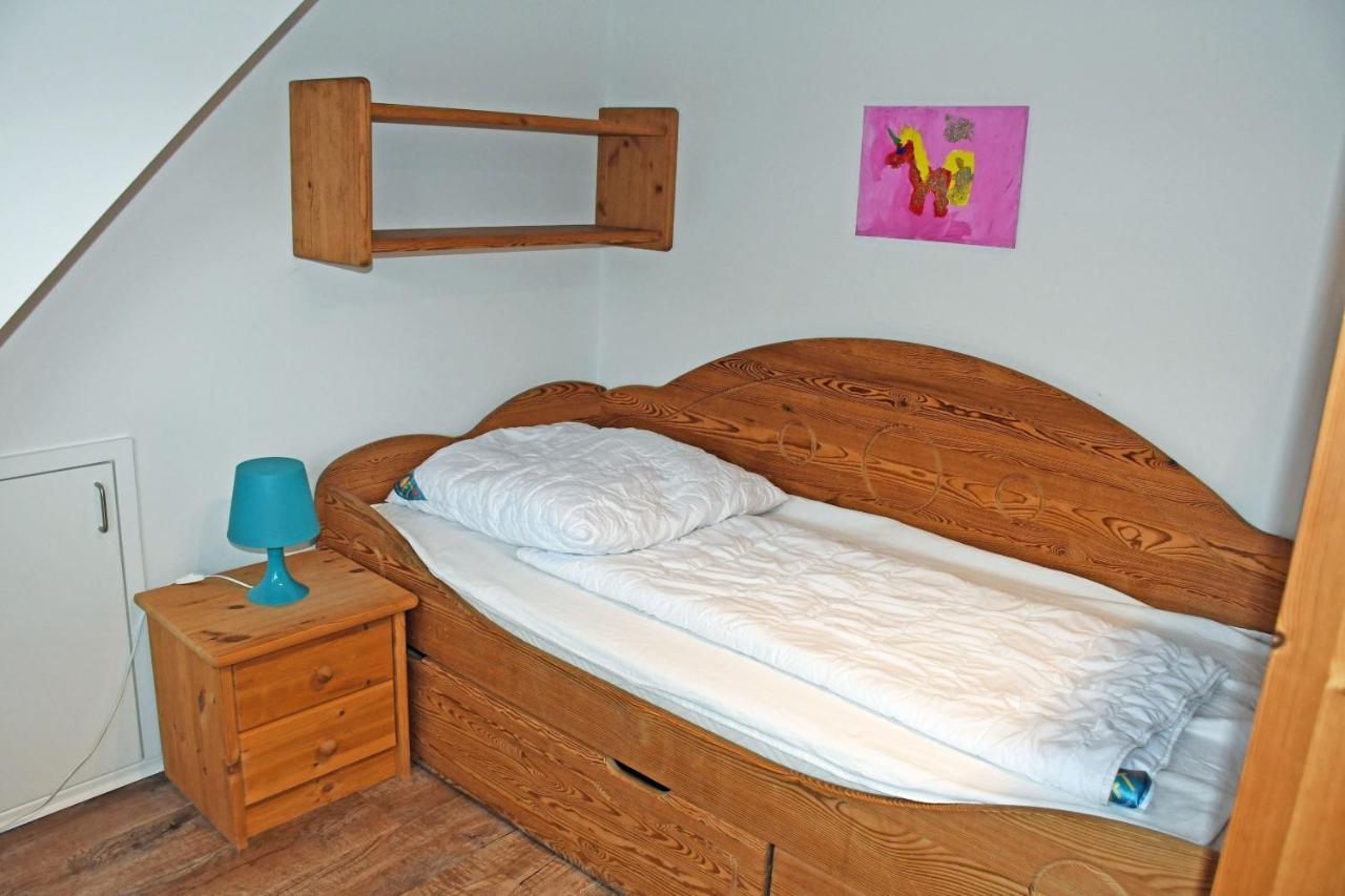 Schoenes Ferienhaus Mit Kamin Und Sauna Im Ostseebad Sellin Exterior foto
