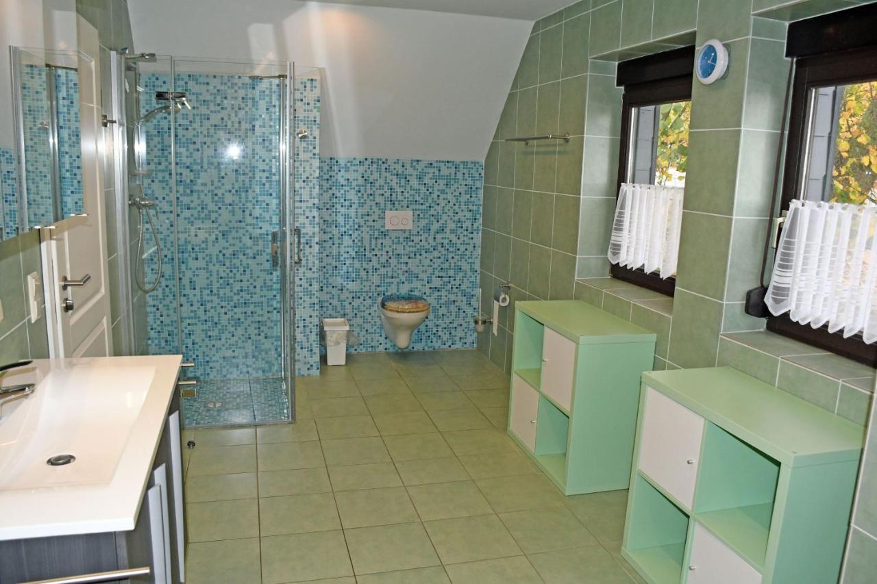 Schoenes Ferienhaus Mit Kamin Und Sauna Im Ostseebad Sellin Exterior foto